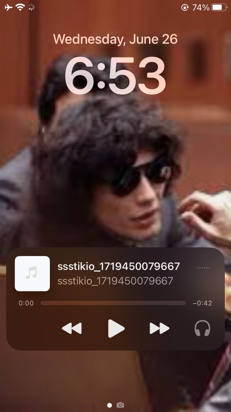 C7495D93 9312 43A8 B62A AB69F4F321B6