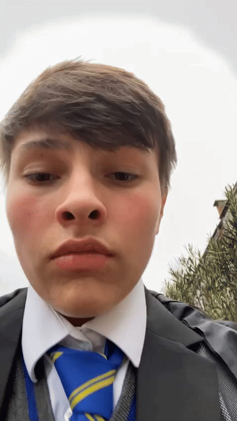 Filtered 716FA865 96FE 44A3 91FF 7100C02C5322 ezgifcom video to gif converter