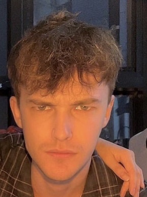 0F8CDFB5 8B5C 4DF1 81C0 40C96E53BAAD