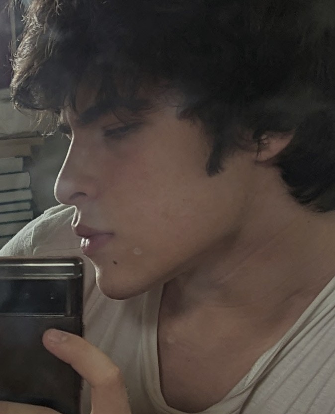 2E2BF306 6899 45ED 8616 D45DF3A59E2C