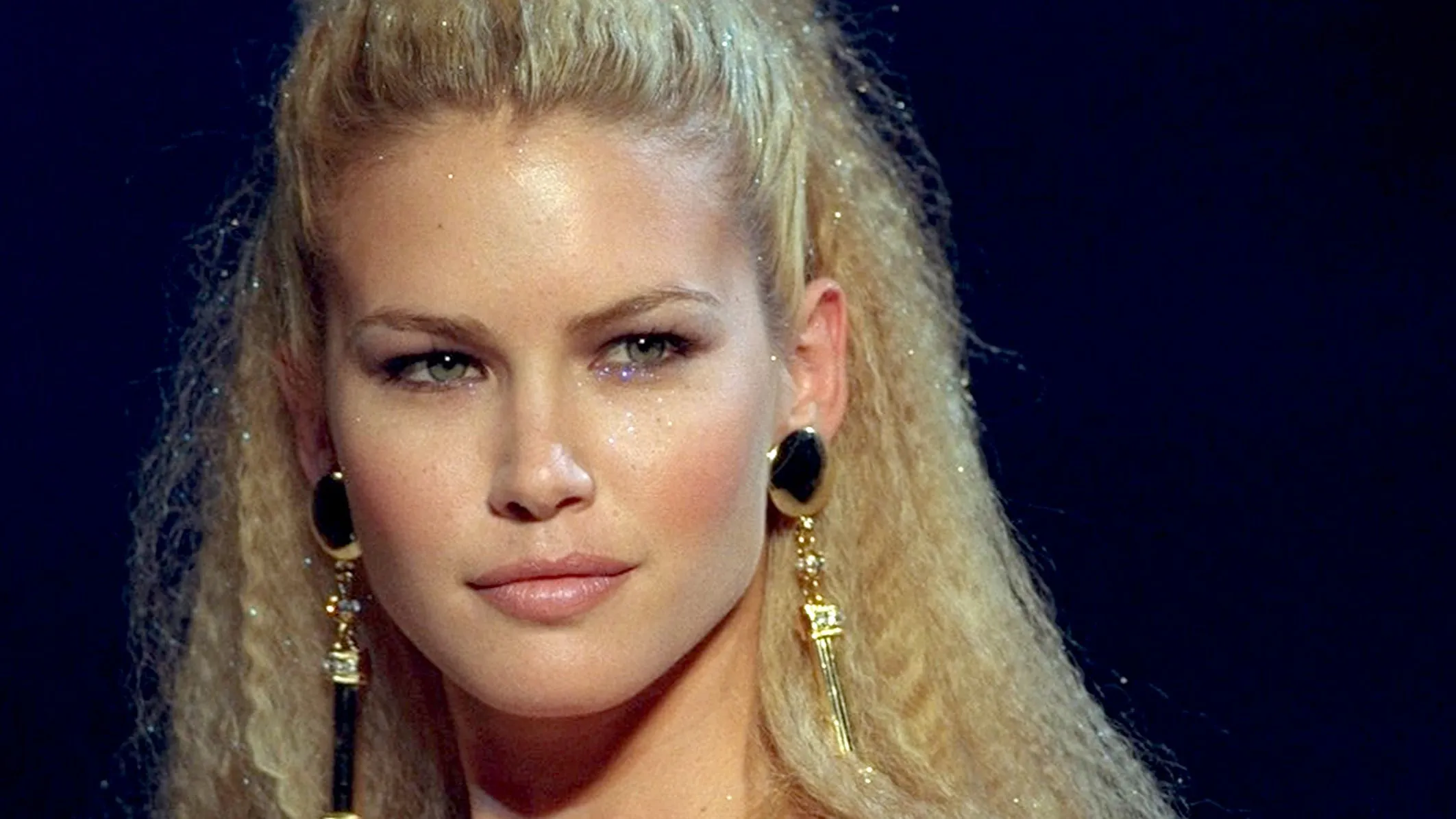 Valeria mazza en un desfile en roma en 1996 58d6