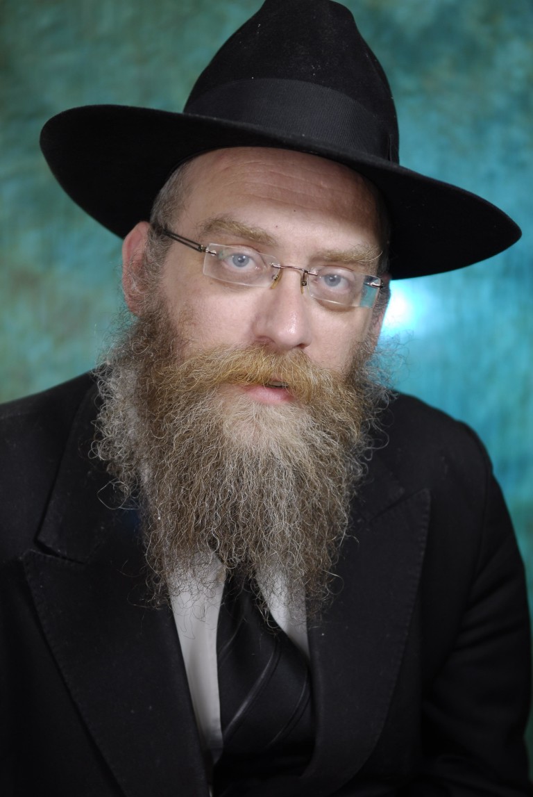 Rabbi Yeshaya Cohen 1 768x1147