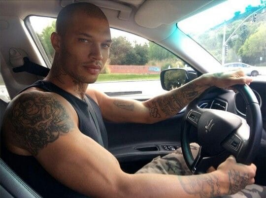 2541411 2A28B5E3 CDC5 43F7 B37B 23D2EC36C864