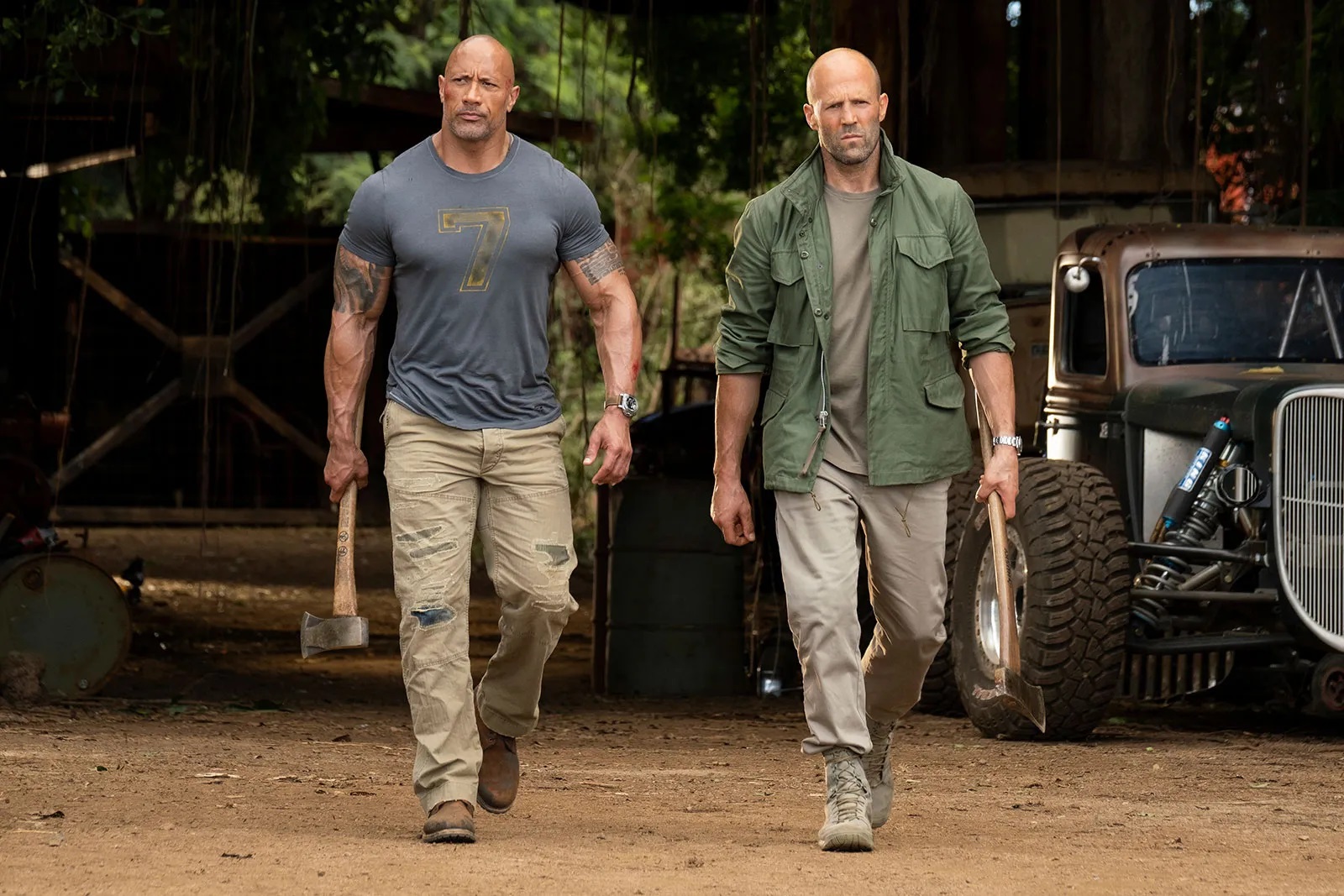 Dwayne johnson jason statham fast and furious presents hobbs and shaw