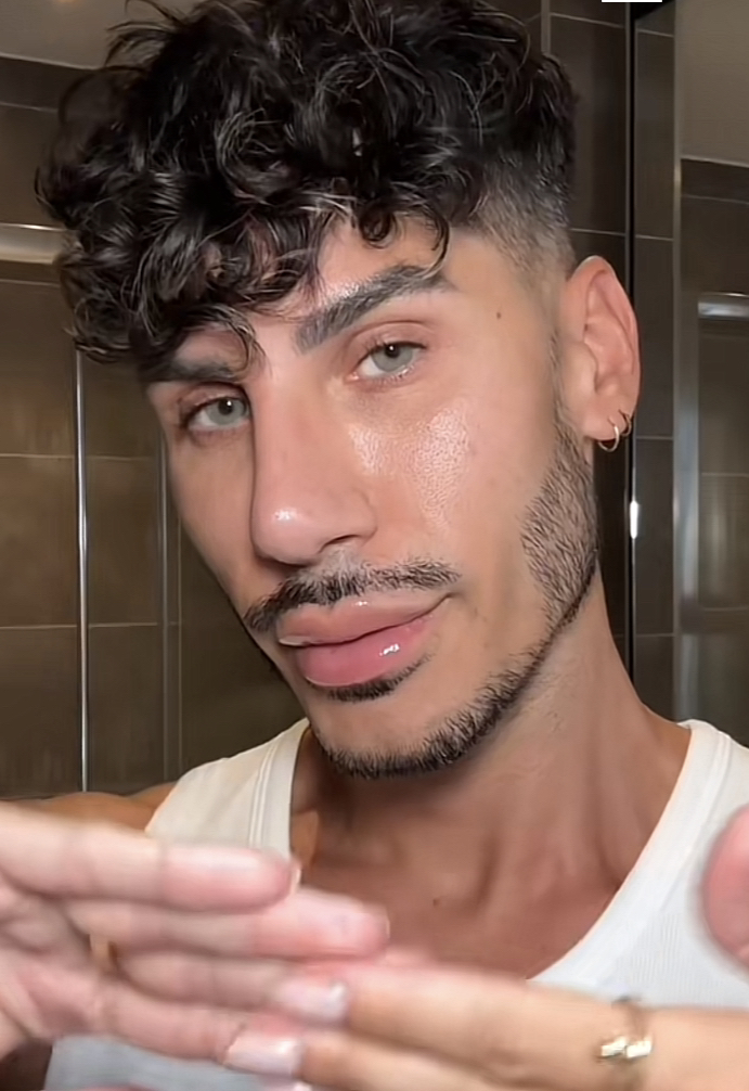 1722205513479 1722205513479