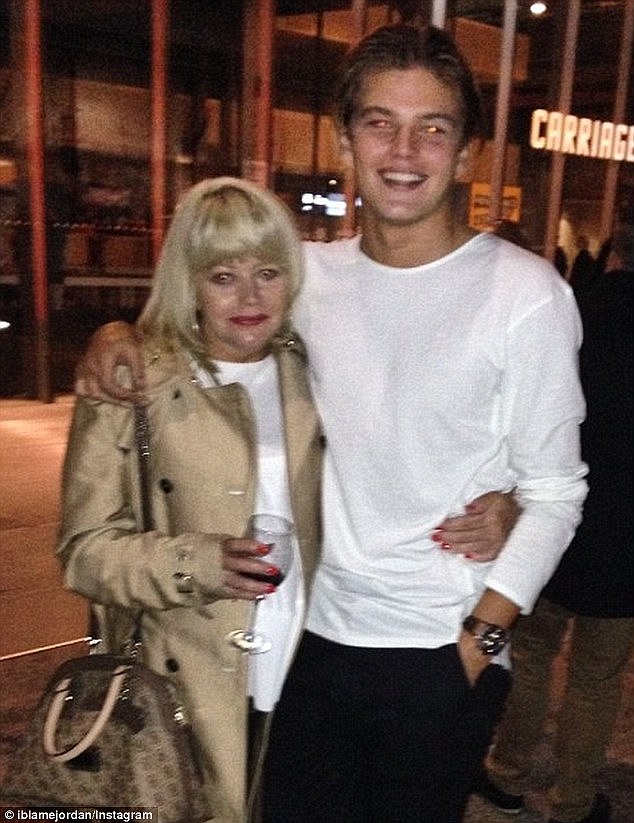 3A81830100000578 3948396 Flashback Jordan pictured with his biological mother in Sydney i a 2 