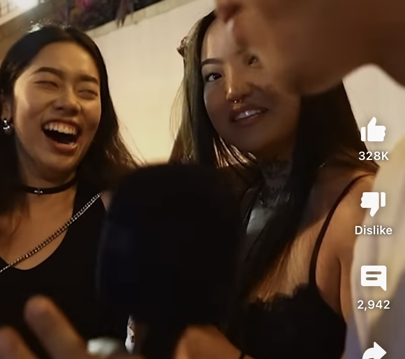 FE81859A F2E4 4DAC AAAC BB0A59384389