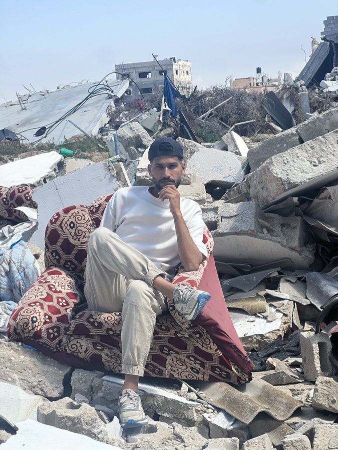 GPyqX5rX0AA9NrG GPyqX5rX0AA9NrG