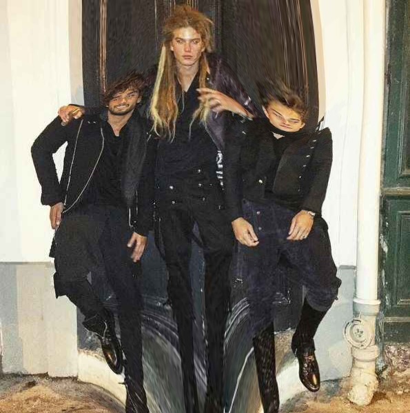 Facetune 02 08 2024 00 42 26