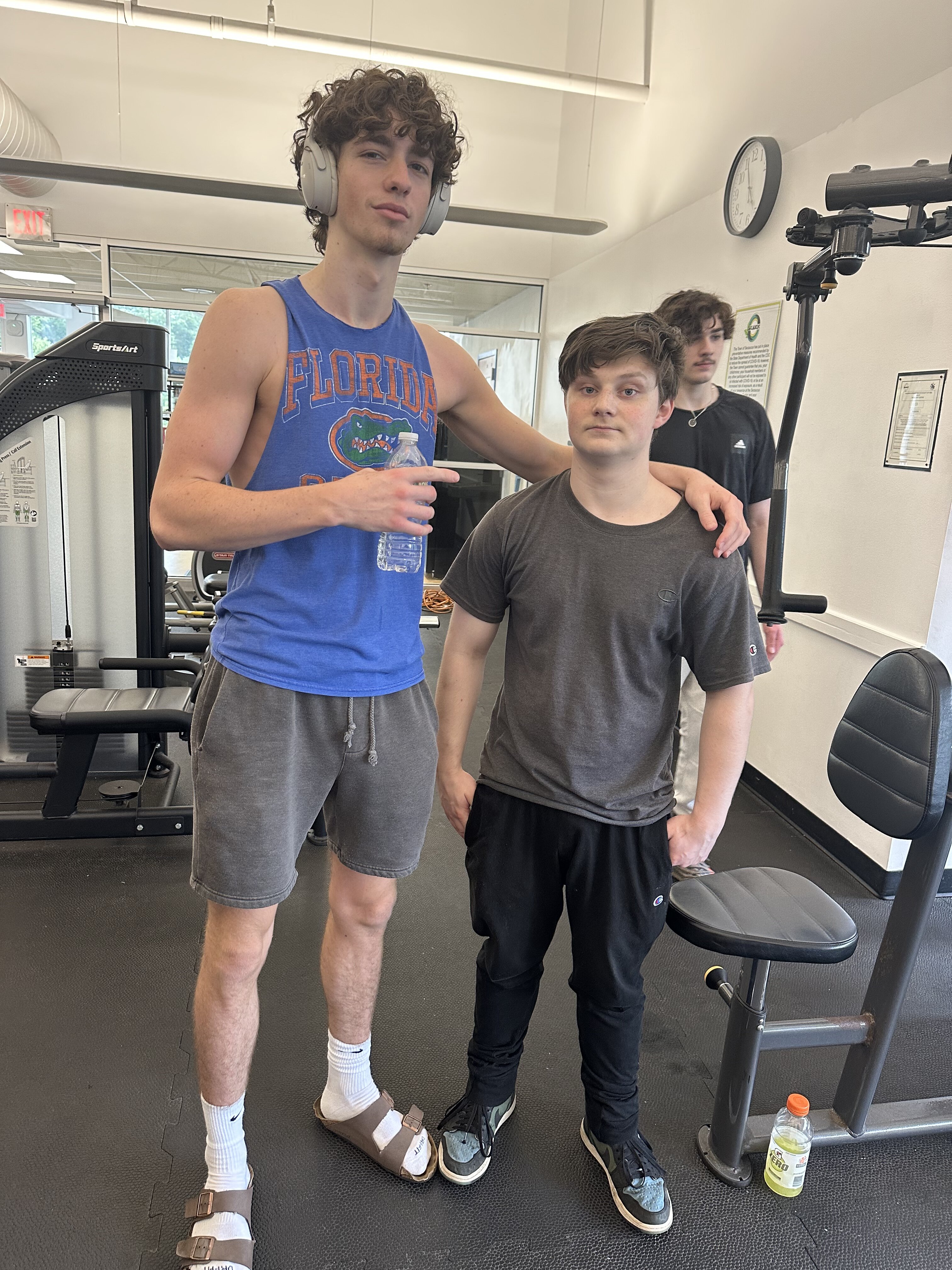 536D4562 6949 410B A480 F54E08A48738