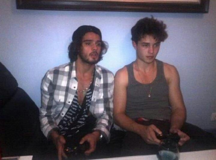 Fca96b3c2a4a5a57674c42c6a986a565