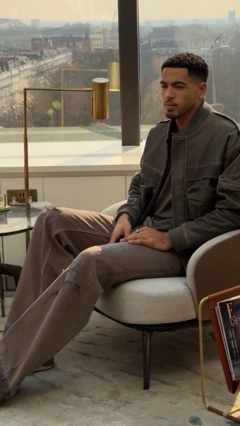 44CEB310 4F6A 4D25 9860 FB0F2F2D9677