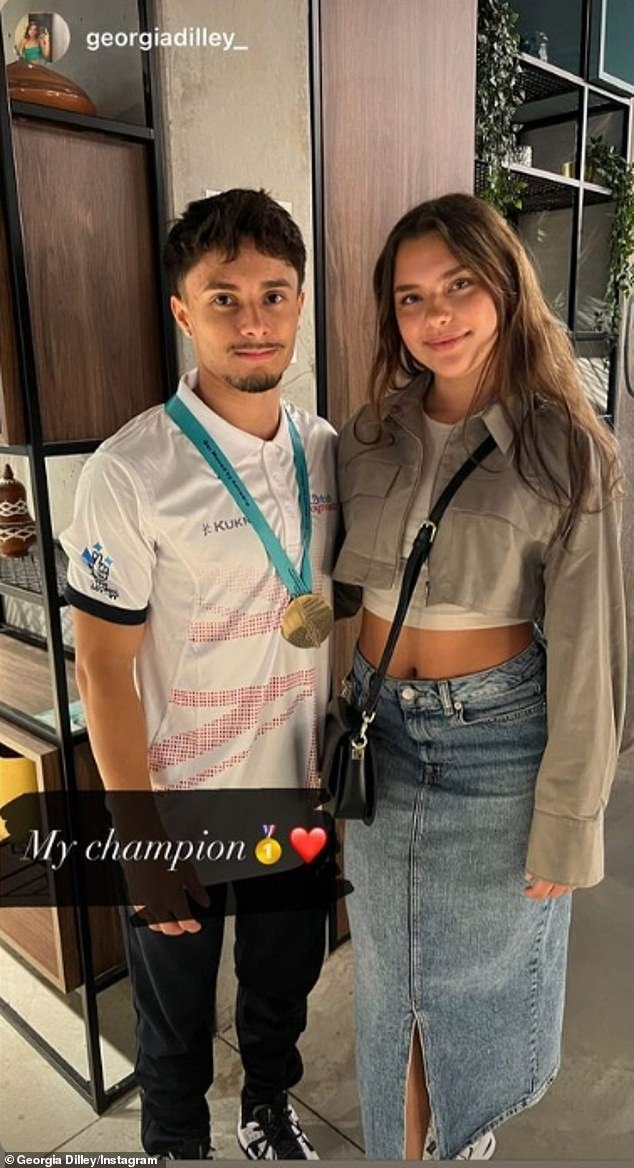 76332403 12609931 Close friend Georgia Dilley posted an Instagram story of herself a 18 169684