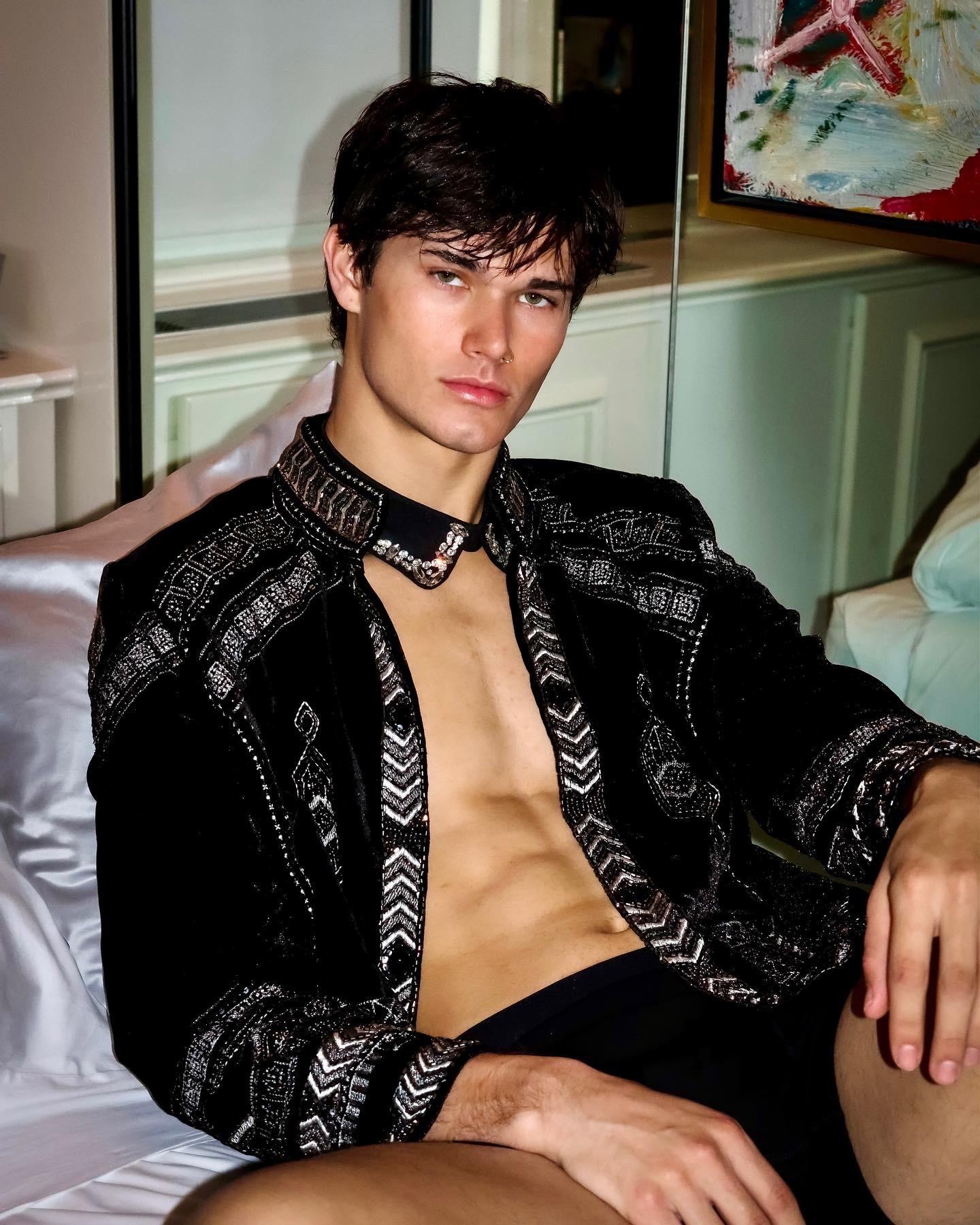 327091848 732015731631946 3878361793584632037 n