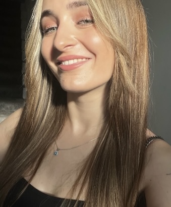 EFEFB2F6 90A5 4CD3 BB51 CE4DF790C54D