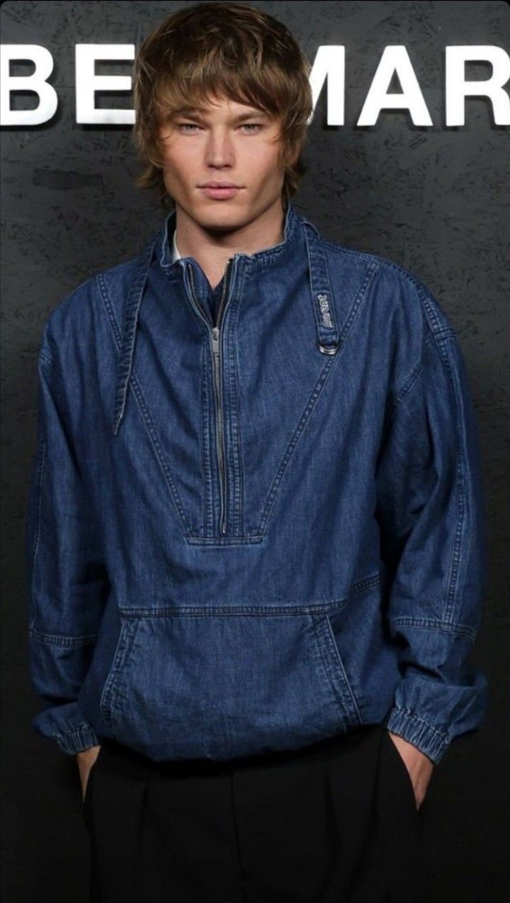 Dc6a5823d6dc20ad03529ba8e5613ddc