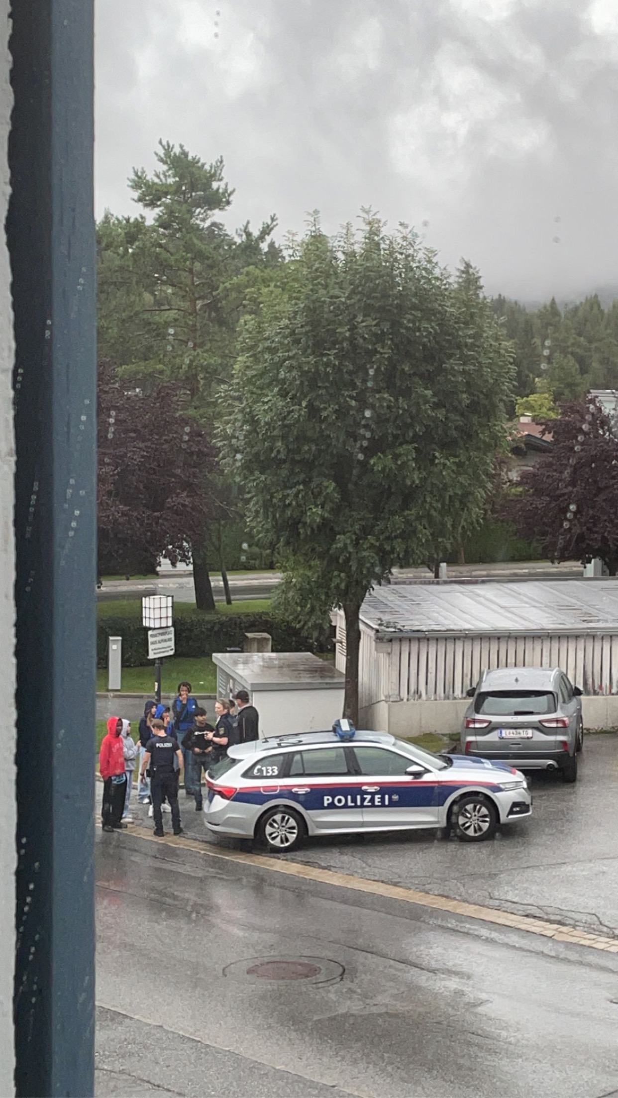 4C9E373B 962F 4CB9 9813 6B6BB46B7503