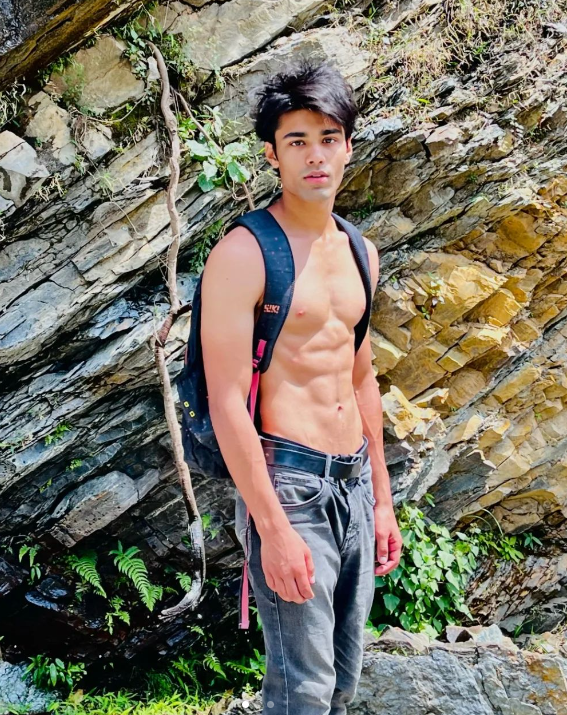 3591759 1692106096520