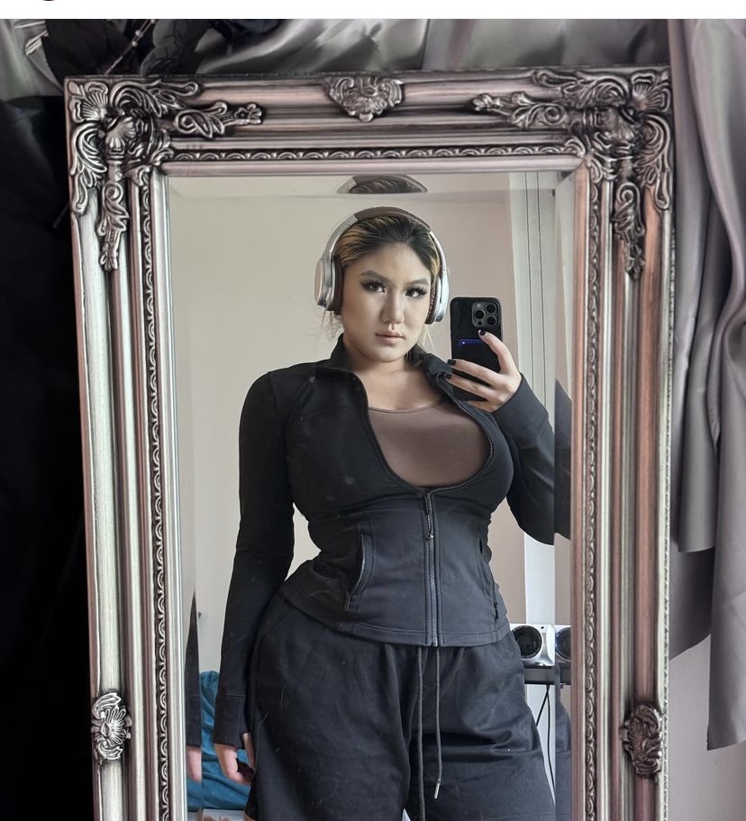 1FAC128F 9E0D 422A B5C3 028CD8ED7563