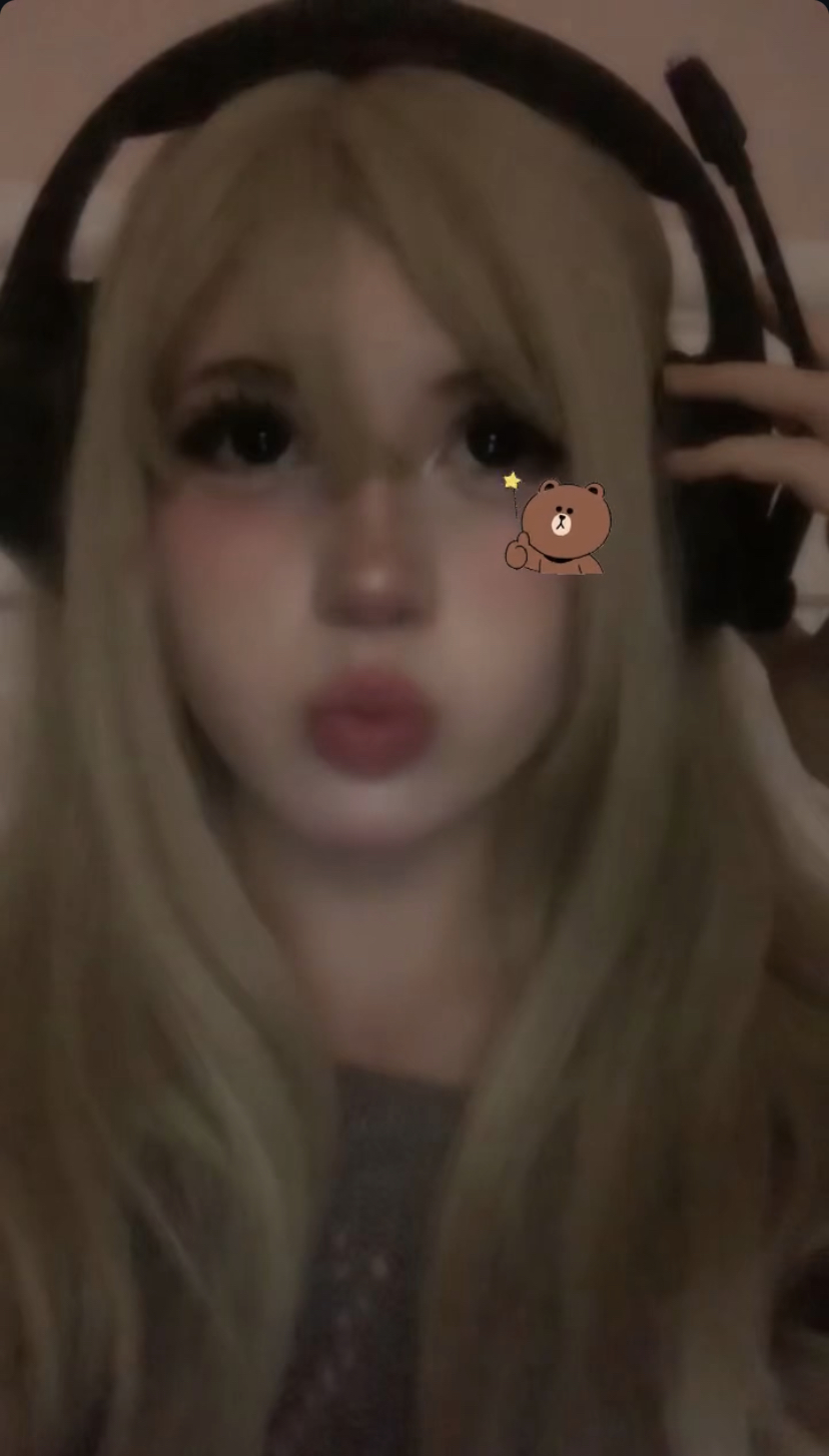 0C1306CB 9AA7 47DB AD5C FB420B5AE855