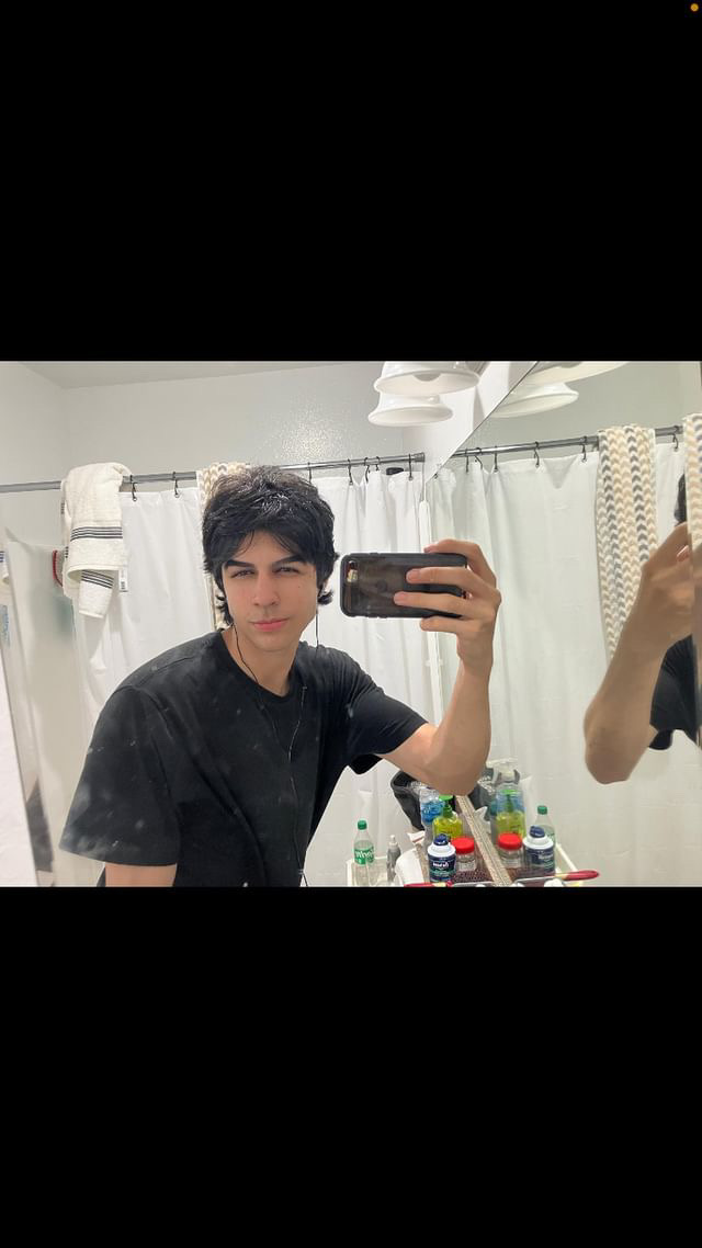 16308461 CDCB 4BBB 9F53 C7EEF69513E0