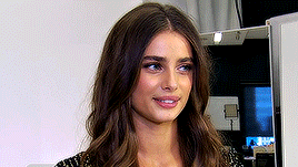 A4A7561B A52B 4979 9D52 F9AC9378341F