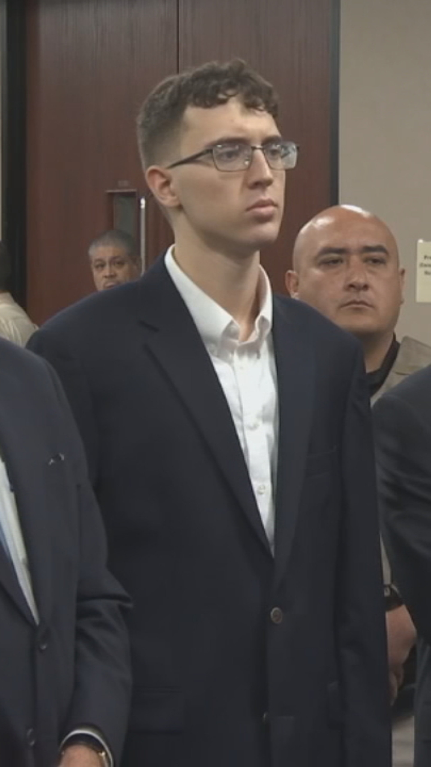 754175af 8873 4ff6 b052 b976b4c3f44f large9x16 PatrickCrusius1