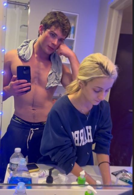 Hasz78dgvz8asvdzusad