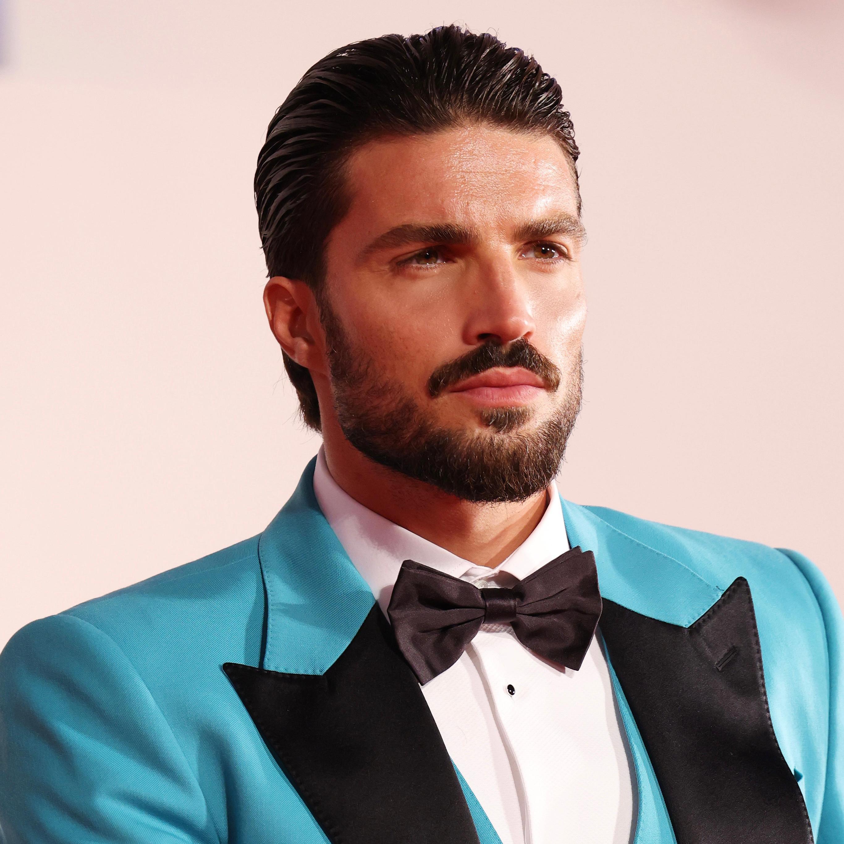 4289303 MV5BNzQ1YWIxNjAtYTQzOS00MmI5LWEwNGEtZjQ4NTYyOTFiZWQ5XkEyXkFqcGdeQXVyMTE1MTYxNDAw V1 