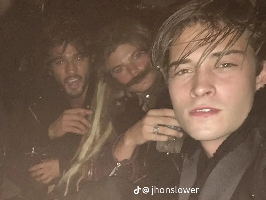 Temp image F6F5ACEB FBB4 4E18 896D 0F8B68CC34A2