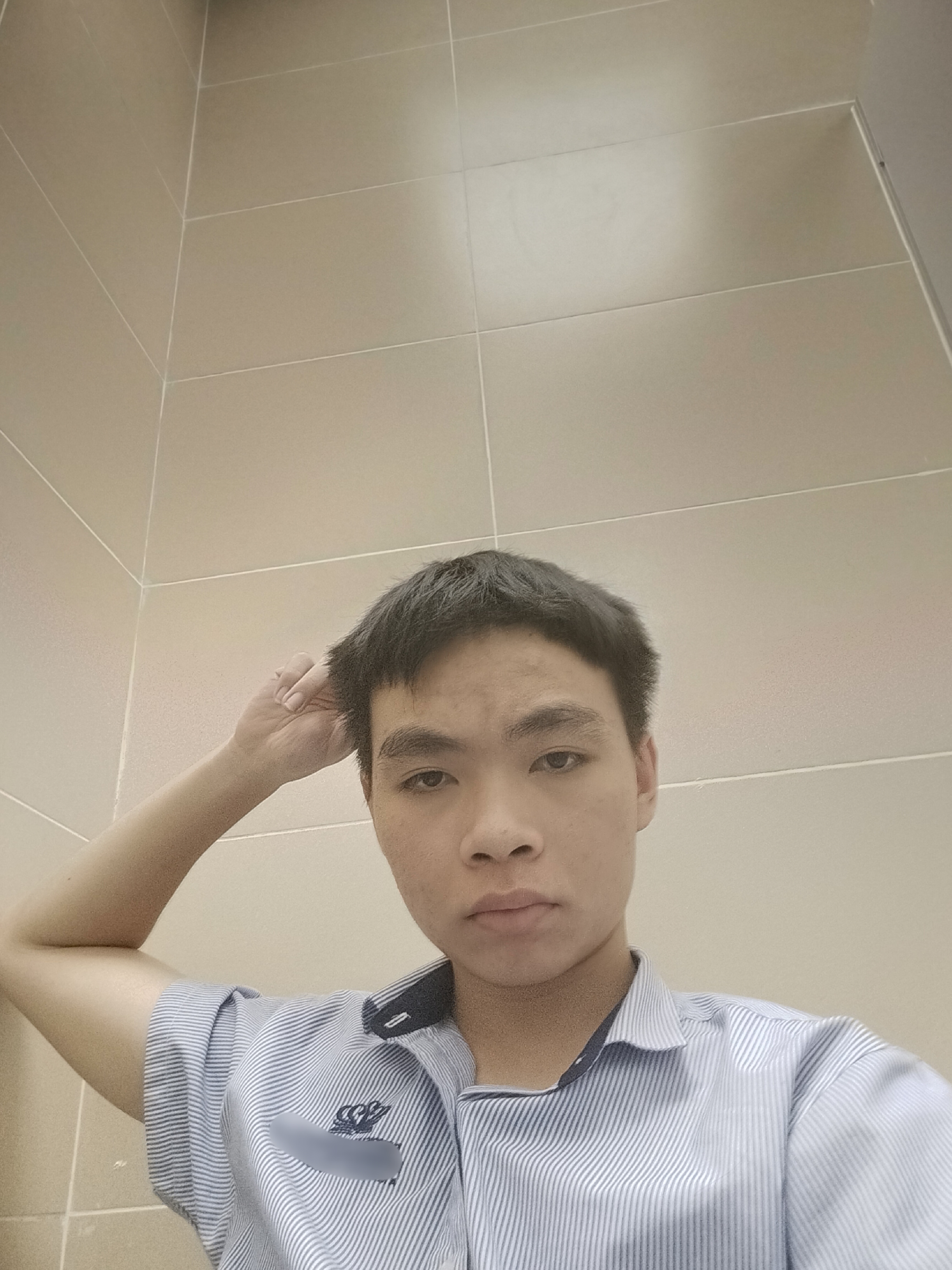1000003889