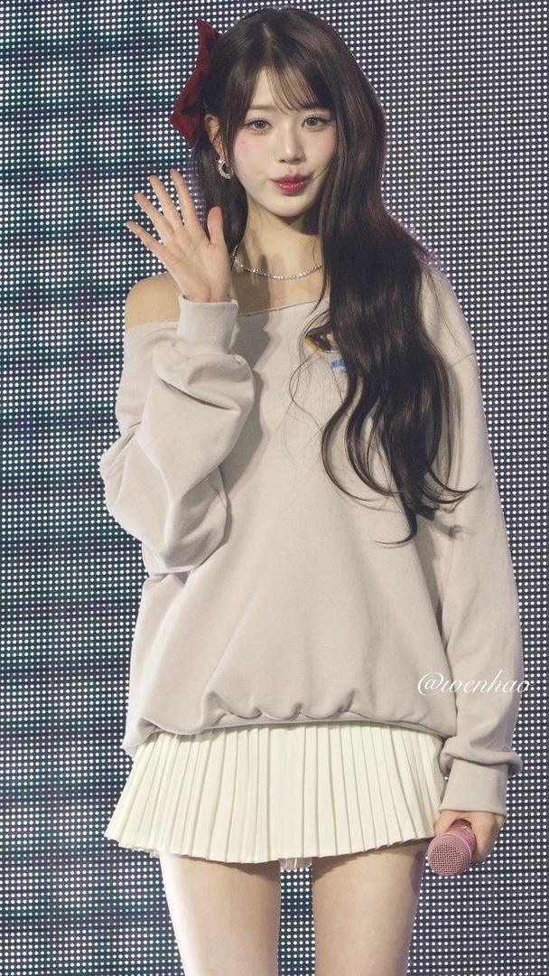 9190AFD4 2D53 49DF 855A BCFDB3F8FFDD