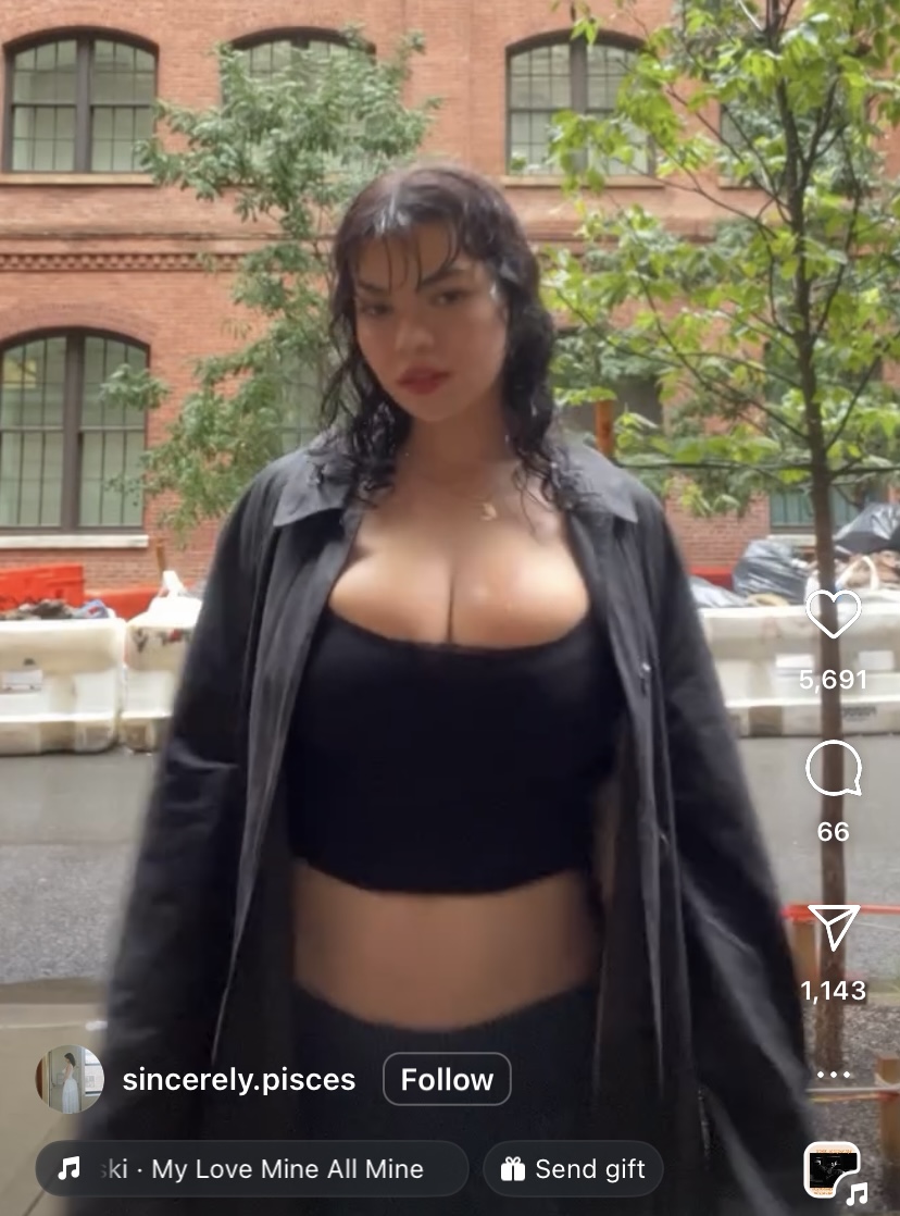 E2C1EC19 097A 43E6 8E33 AE8FB64FF981