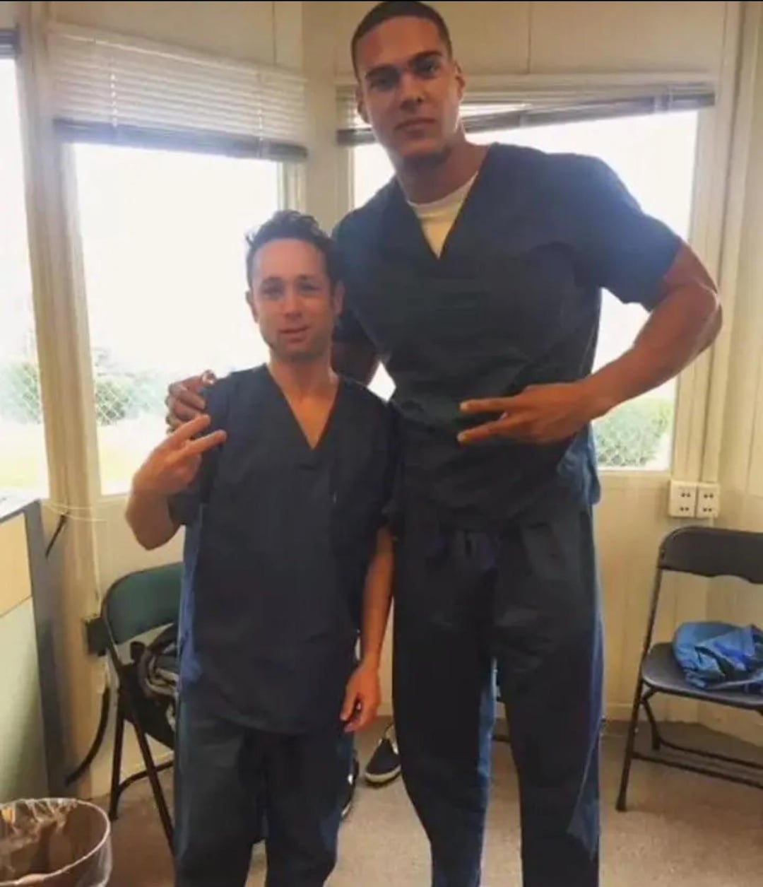 Example why tall men will always have the advantage over v0 vwfzrlysd53c1