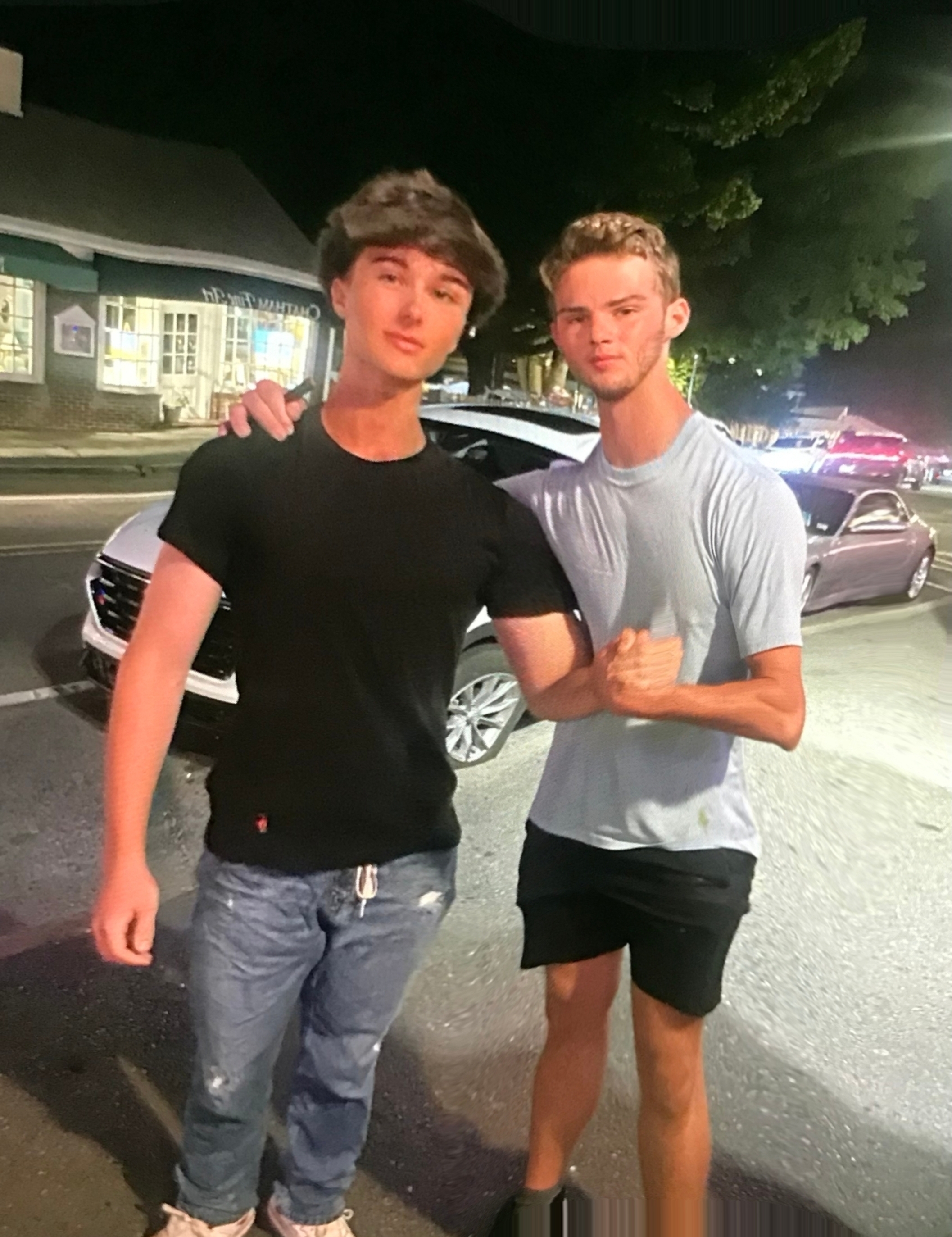 3752CA6D 0A37 49EE 87A5 1FE0DBA9D1C2