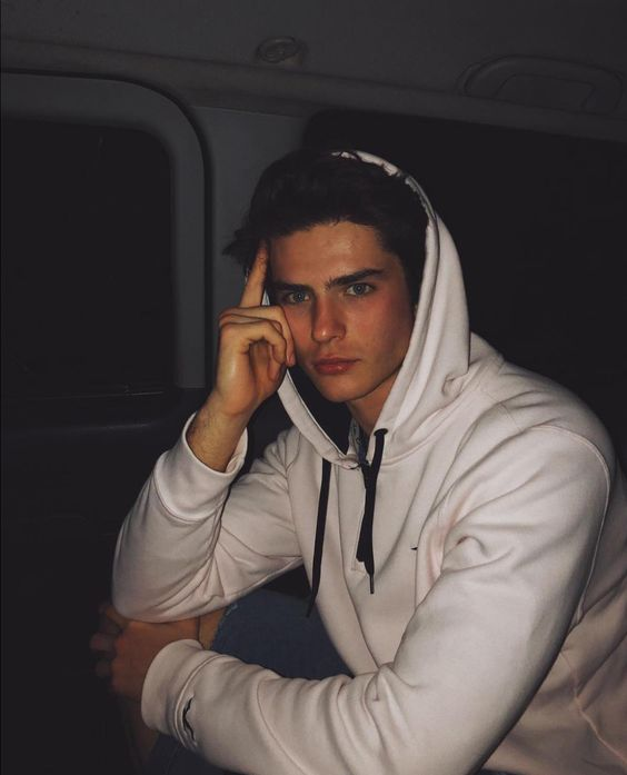 1726863343576 1726863343576