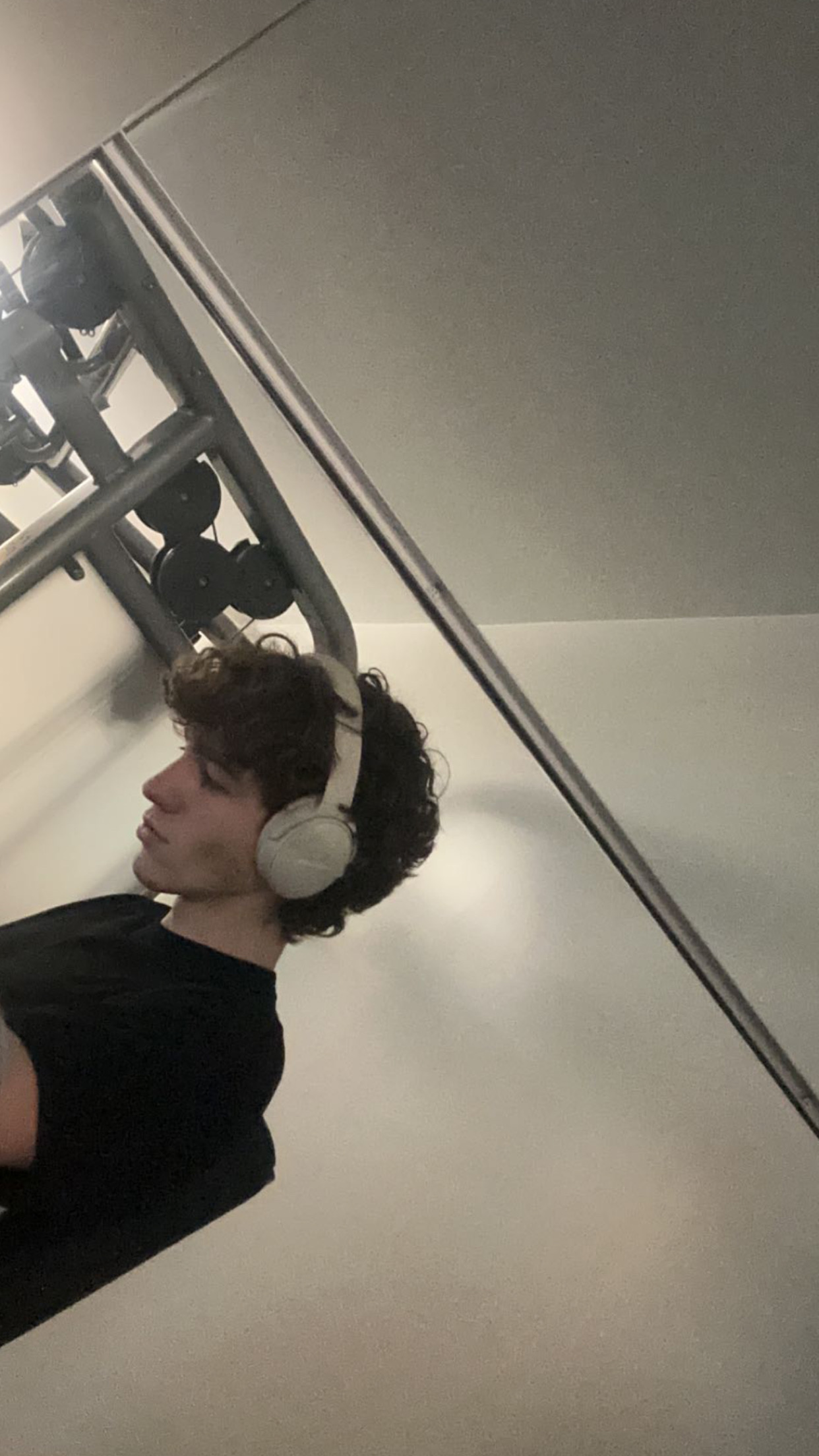 9460FF6B 5D90 4FBB 97E8 9F79F9644726