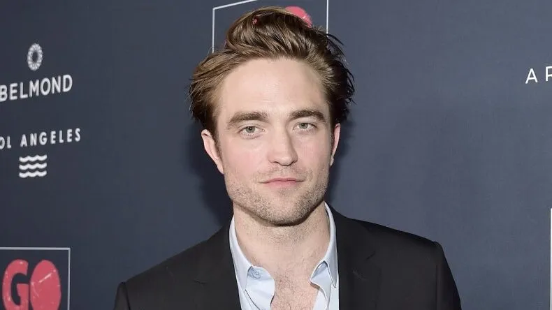 Thumbnail Robert Pattinson 2 e1621870926530