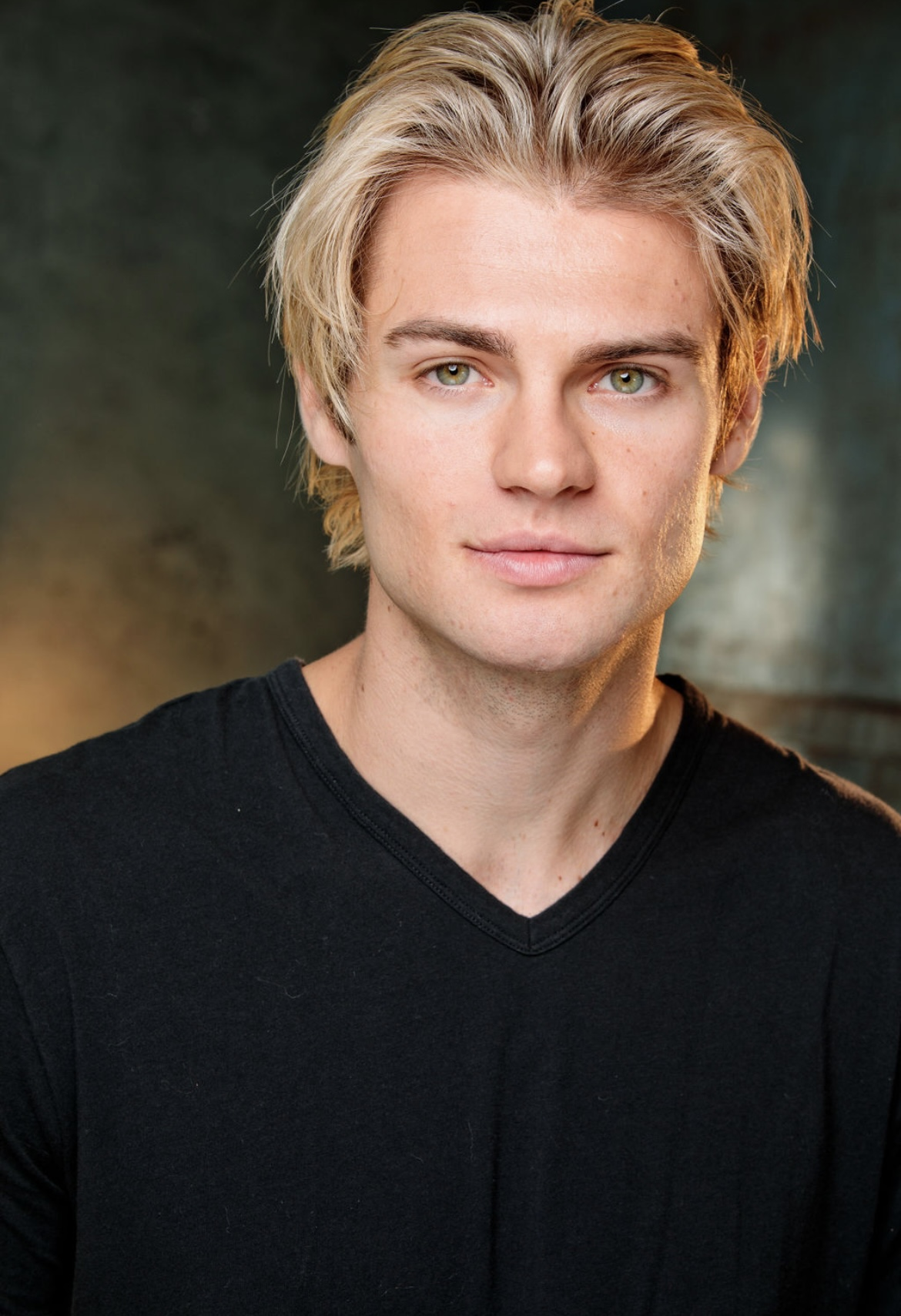 1726948071057 1726948071057