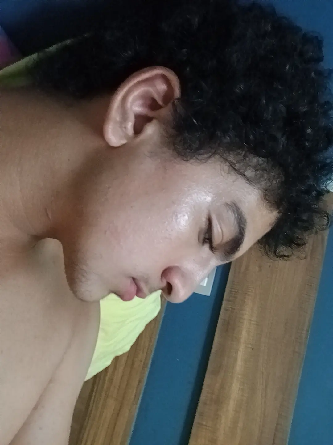 1000036210