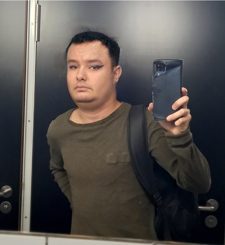 Screenshot 20240926 193615 FaceApp