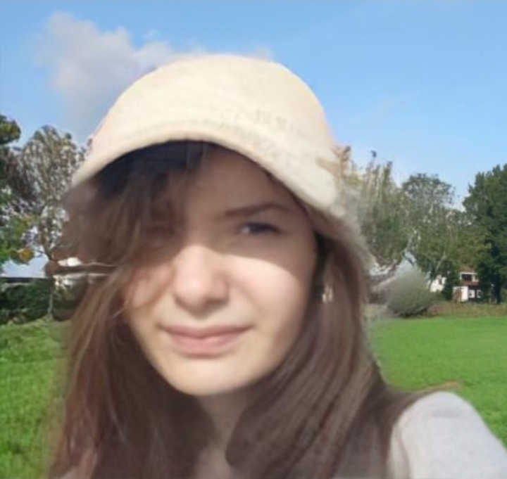 Screenshot 20240927 072733 FaceApp