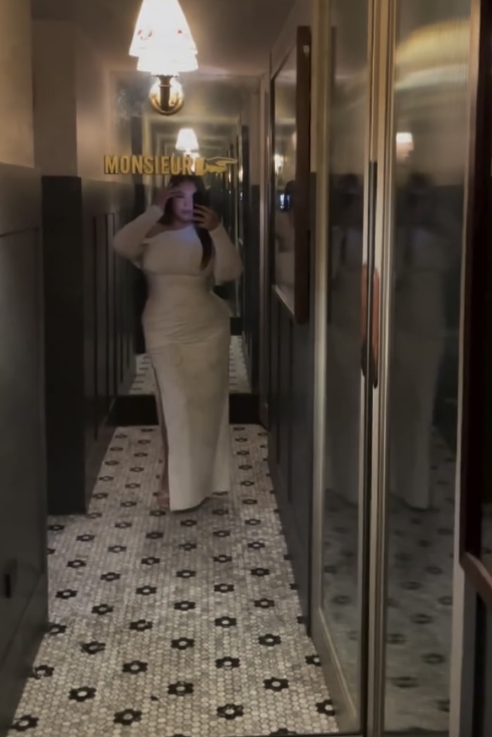 FB151FA2 8687 4355 9410 037CB0EC526C