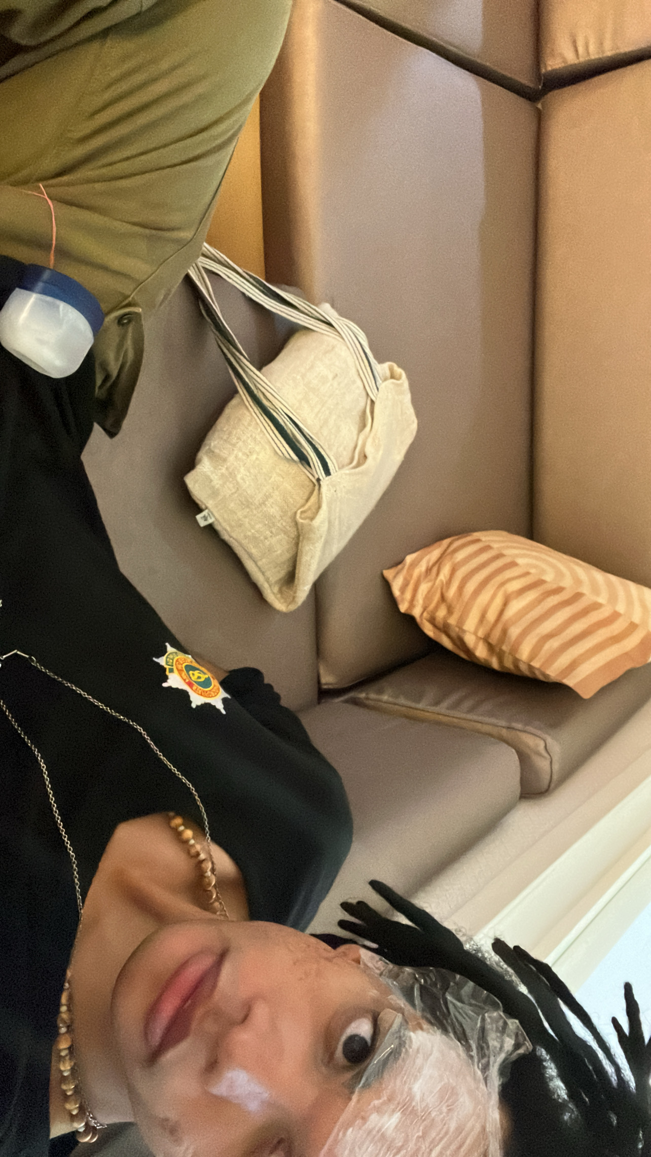 E8E5872D F604 41C4 9909 C3BC5A4903BB