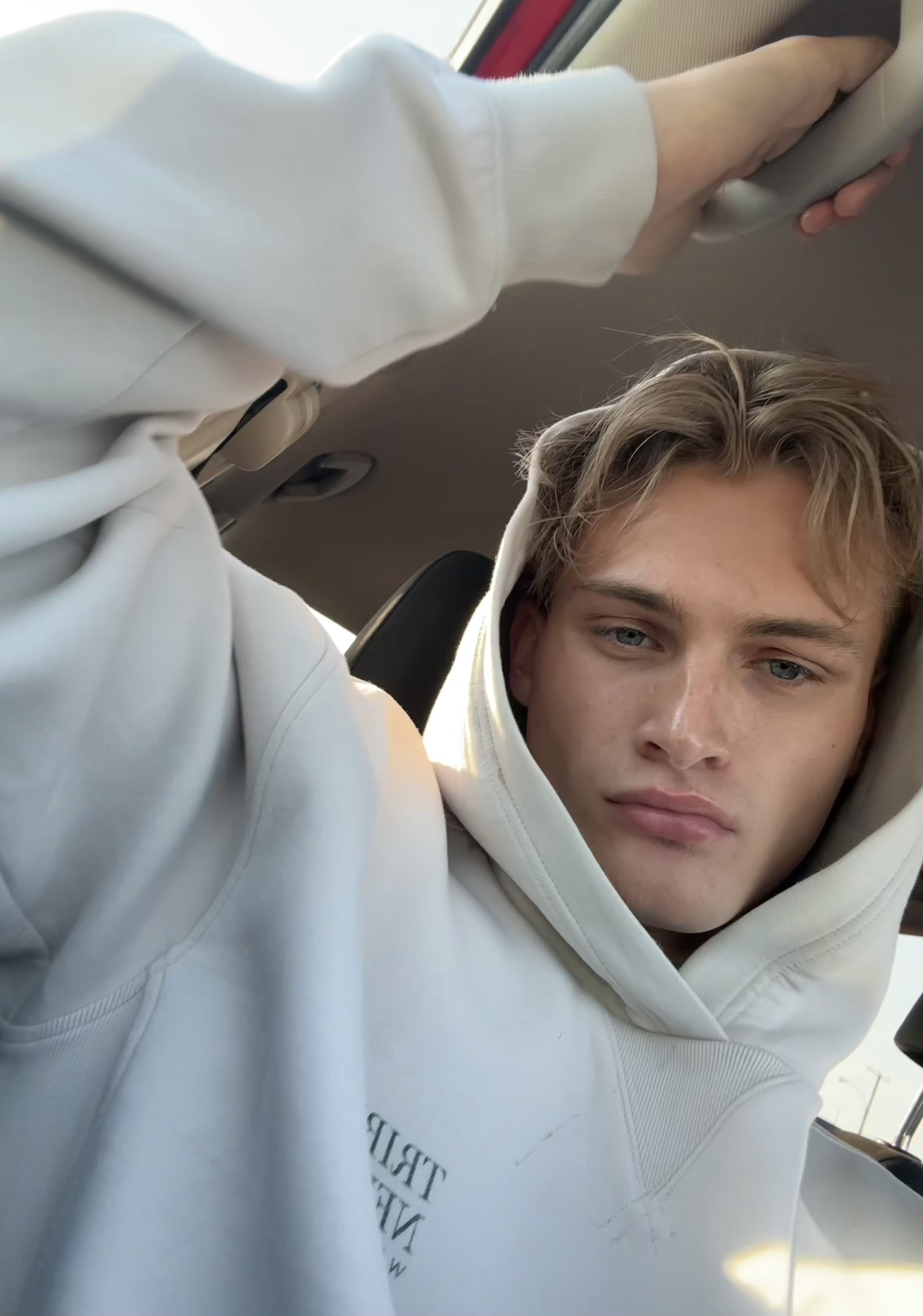Facetune 03 10 2024 16 50 51 Facetune 03 10 2024 16 50 51