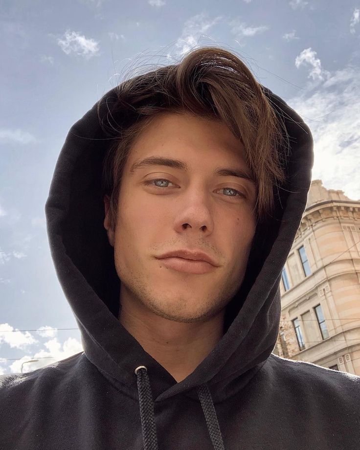 Benjamin Mascolo on Instagram Vi osservo Benjamin Mascolo on Instagram Vi osservo