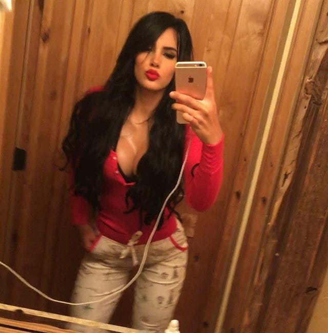 4361995 640full susana renteria