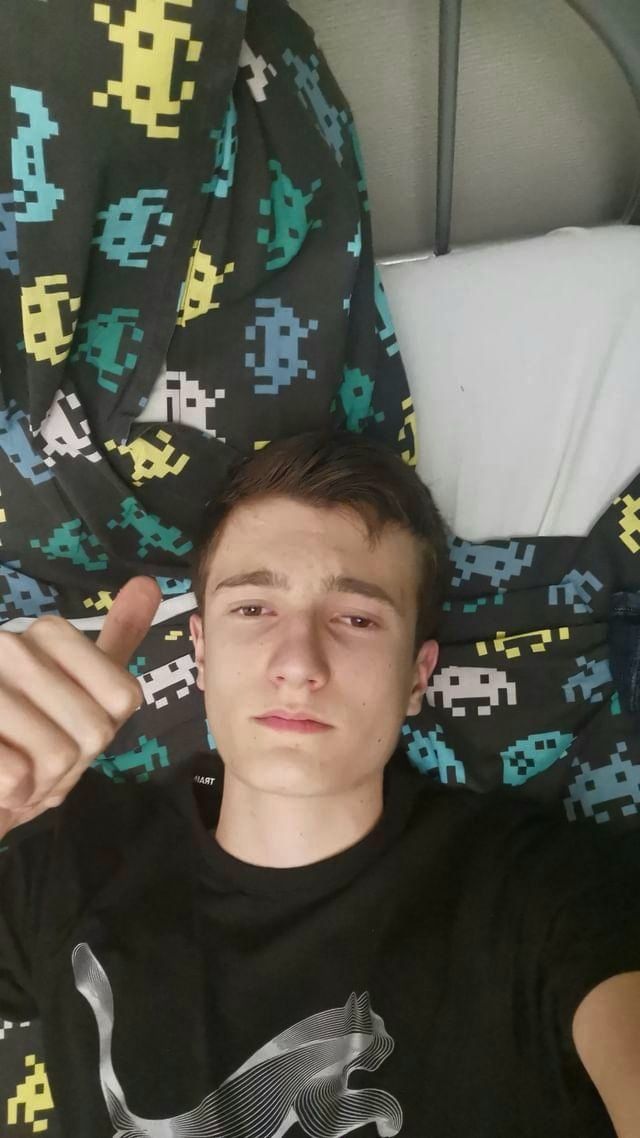 1000000412