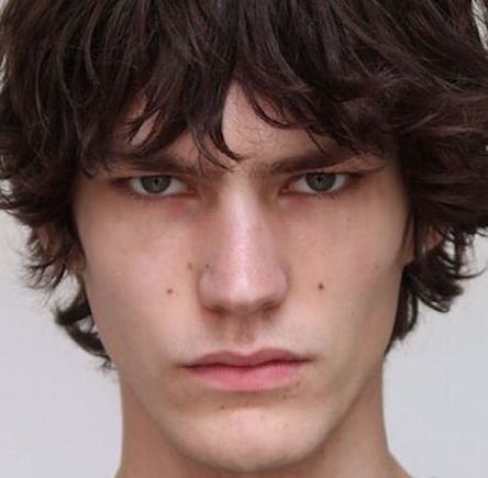 Tumblr oqneloNnWX1t11r9qo1 1280 1 1