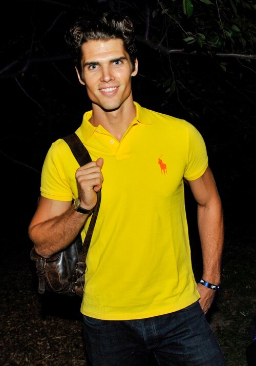 BFA 10086 1218467 900x1284